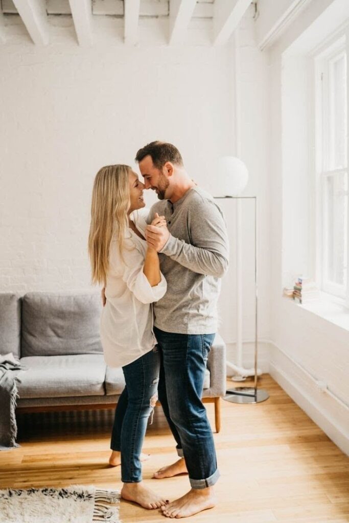 couple photo ideas at home