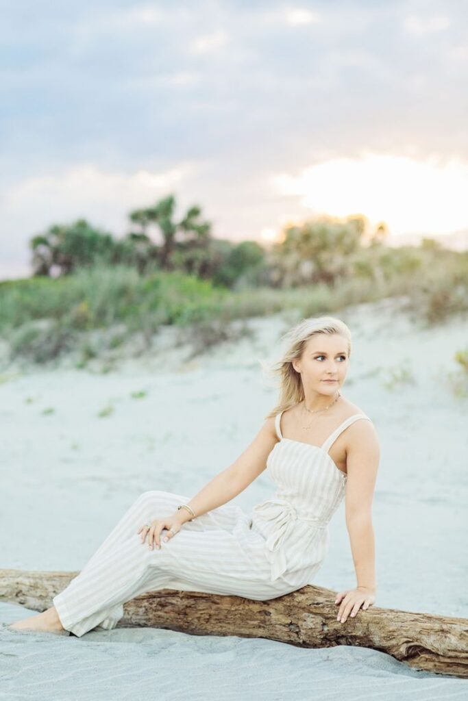 beach photo ideas for girl