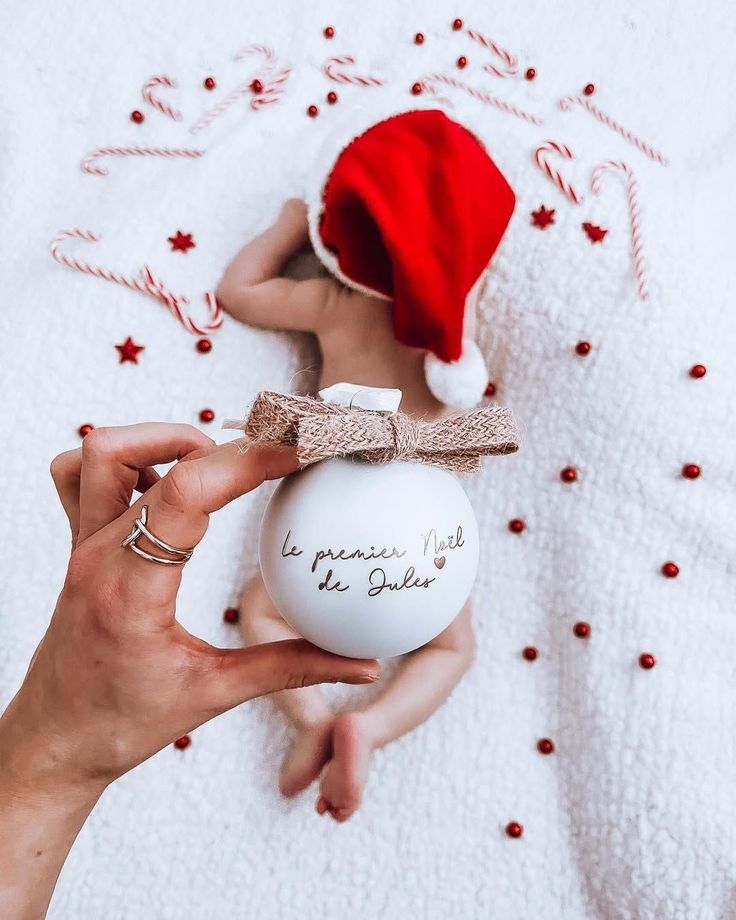 baby first christmas photo ideas
