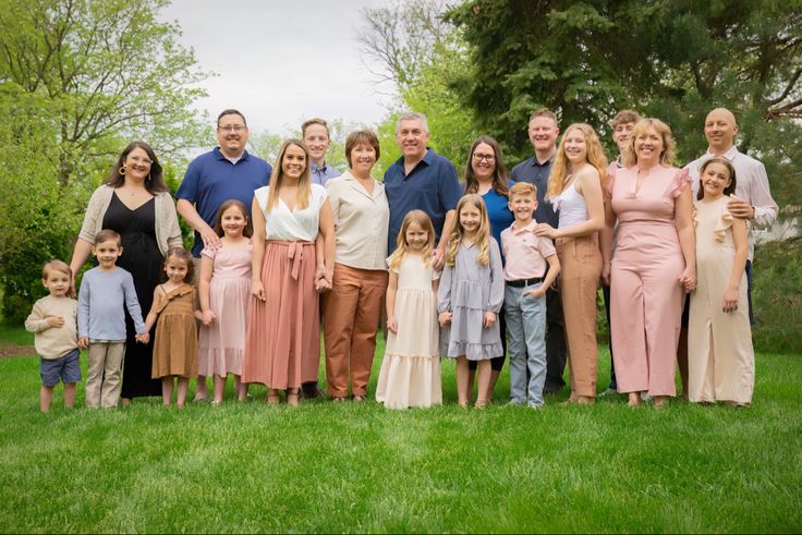 big family photo outfit ideas big family photo outfit ideas