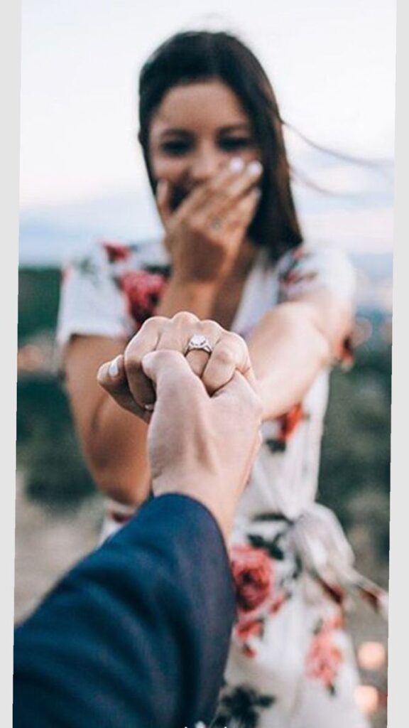 cute engagement photo ideas
