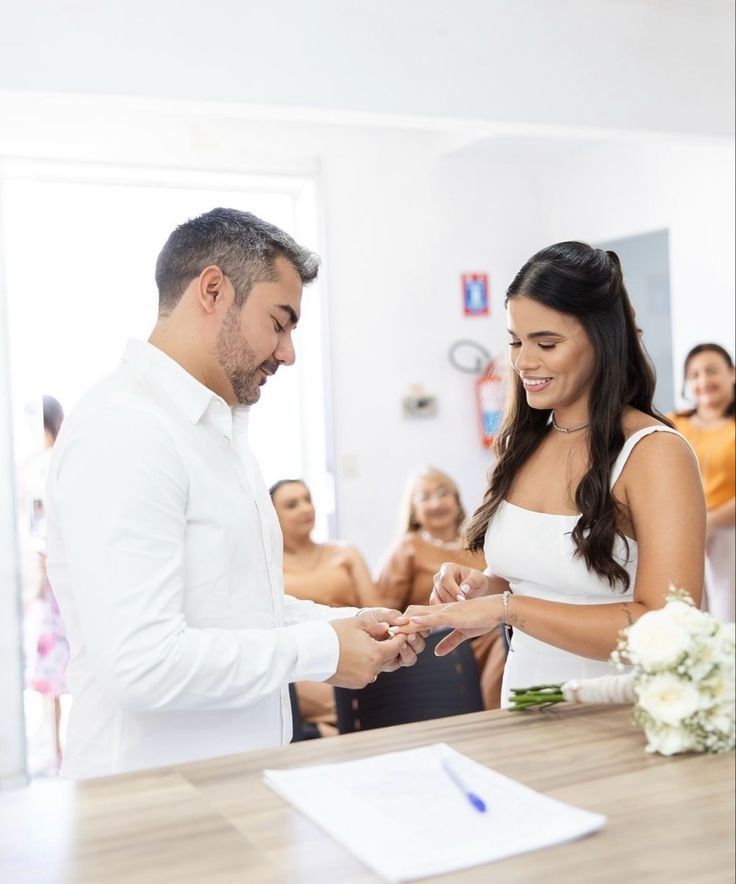 courthouse wedding photo ideas
