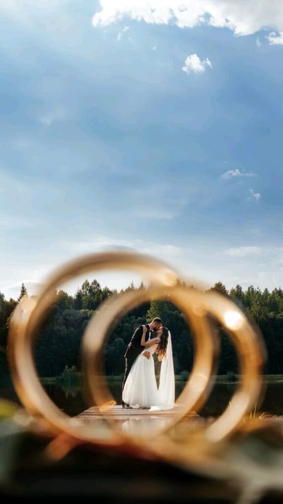 bride and groom photo ideas