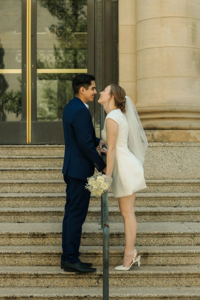 courthouse wedding photo ideas