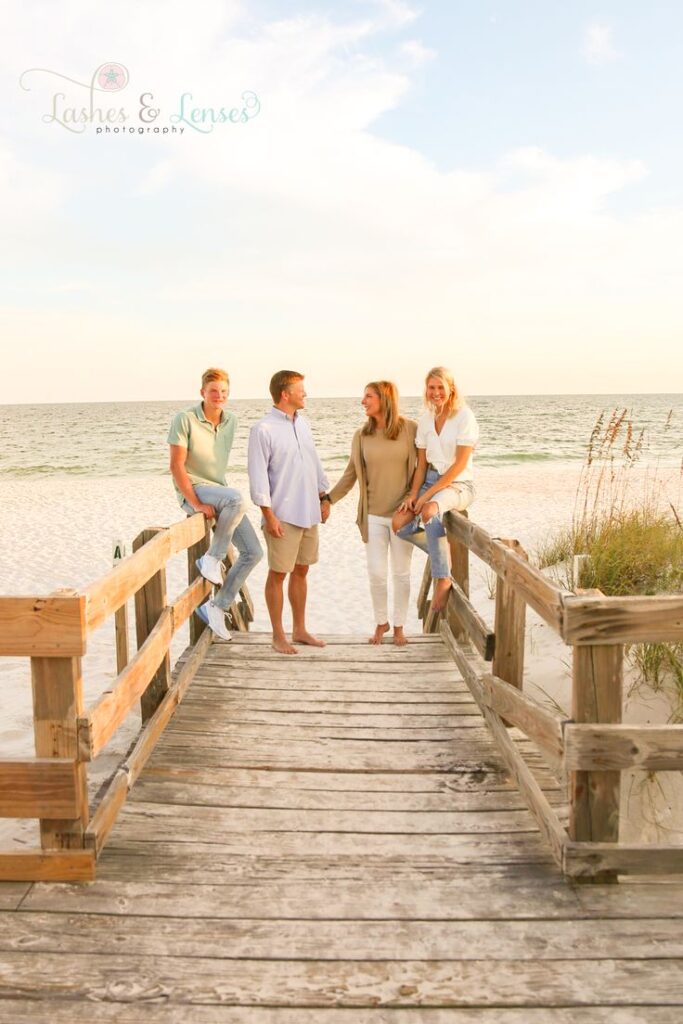 cute family beach photo ideas