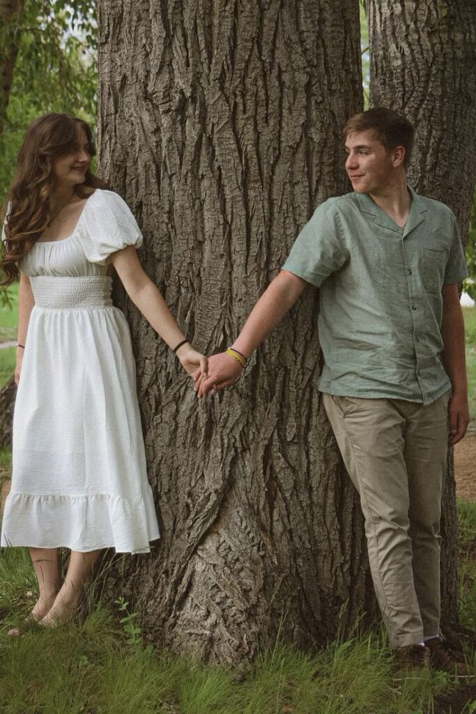 summer engagement photo ideas