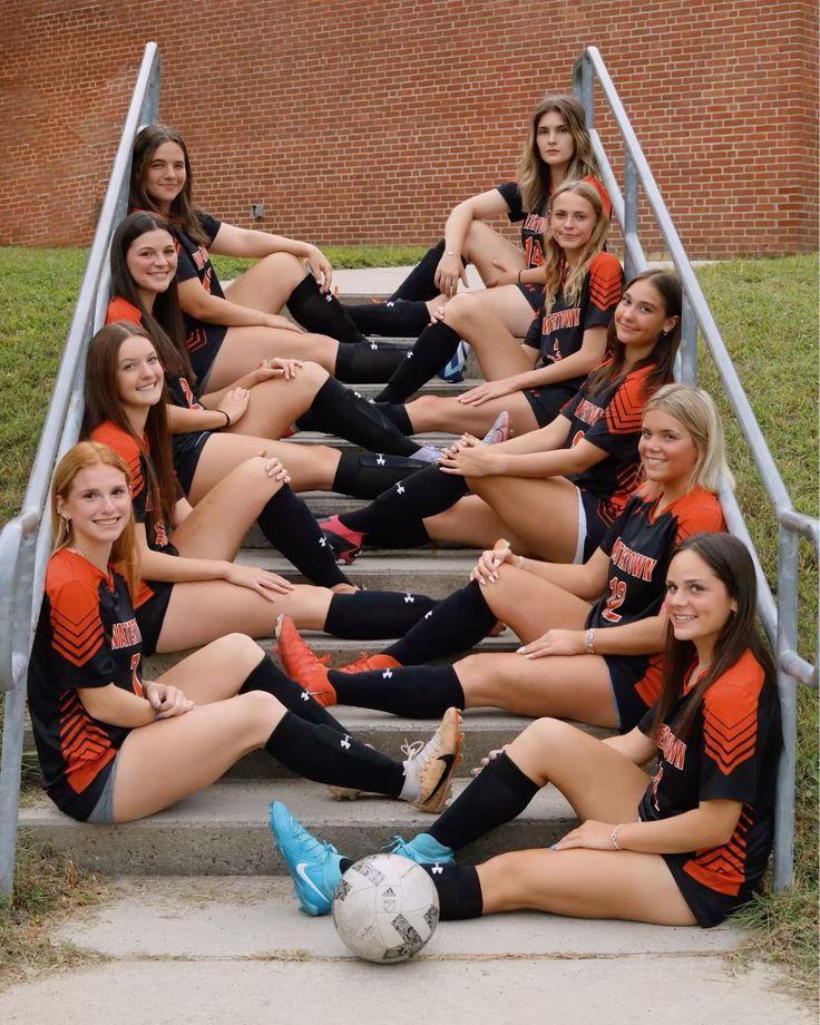 cool soccer team photo ideas