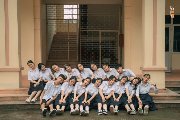 class photo ideas