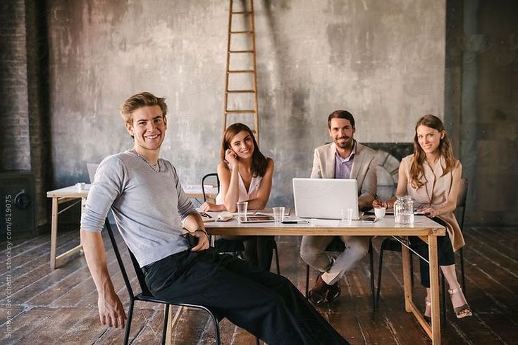 corporate team photo ideas
