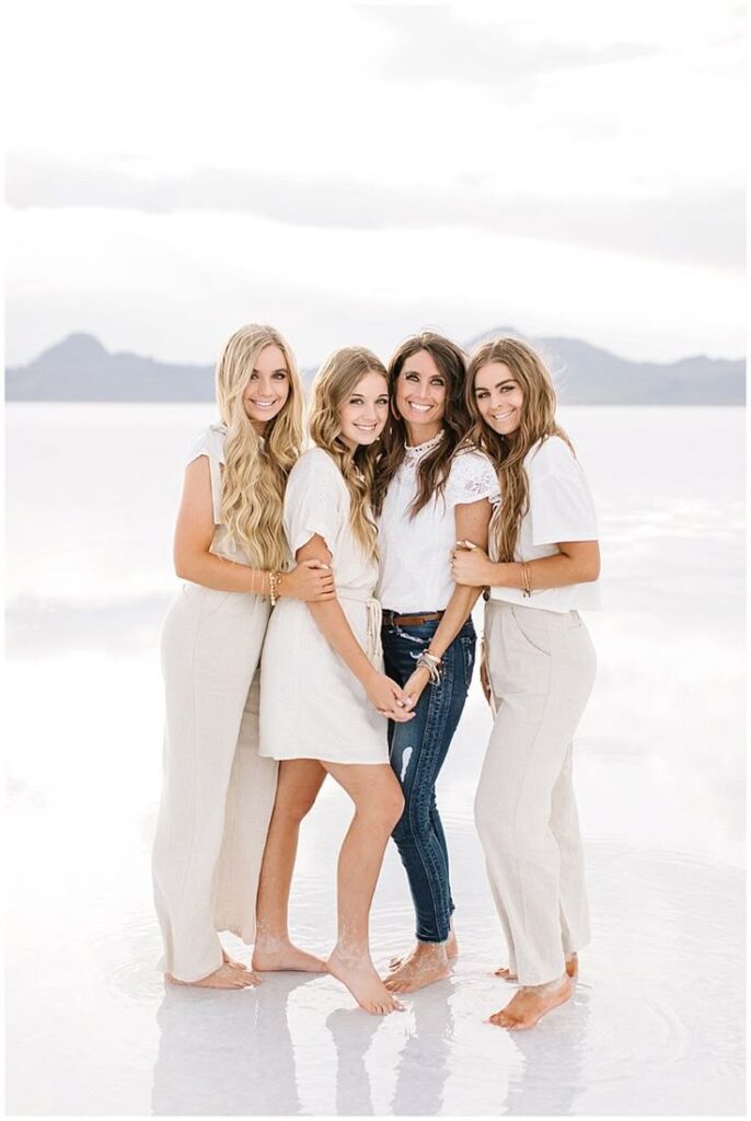 beach group photo ideas
