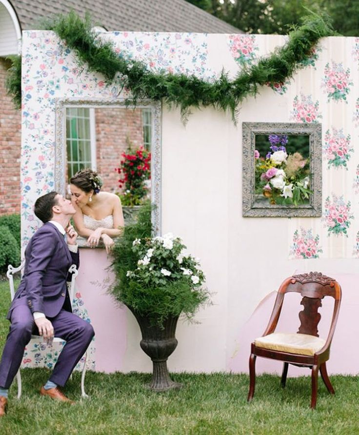 couple photo booth ideas