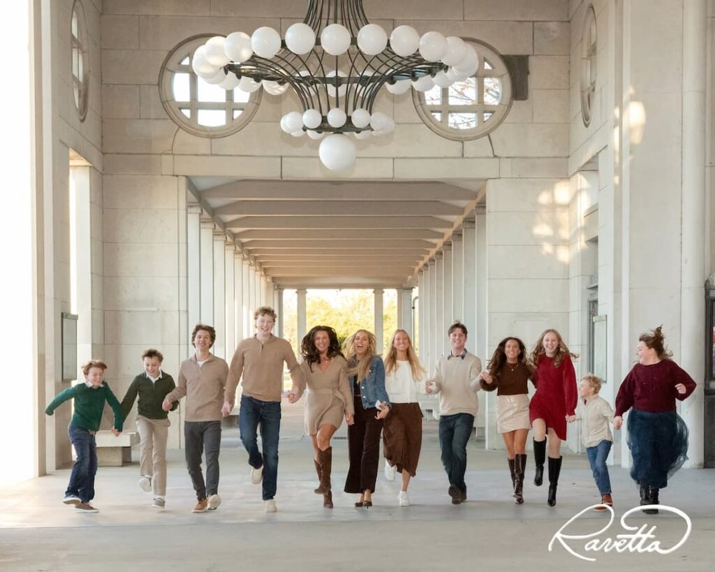 big group photo ideas