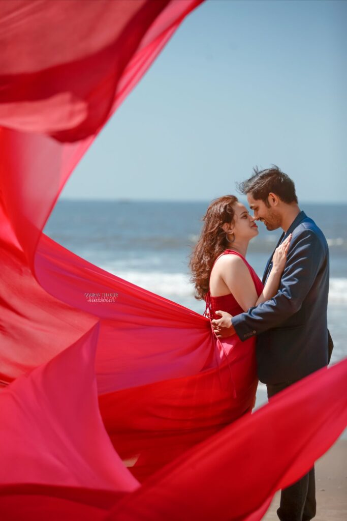 beach photo ideas for couples