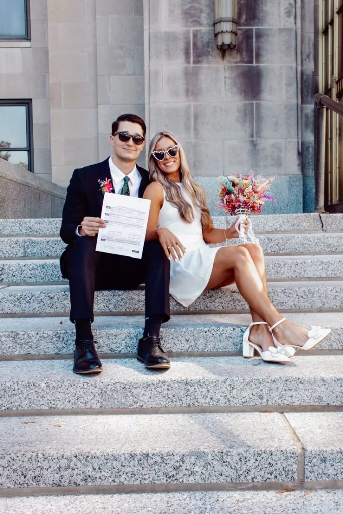 courthouse wedding photo ideas