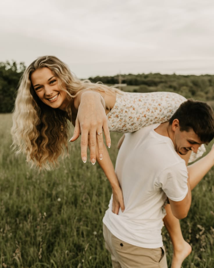 creative engagement photo ideas