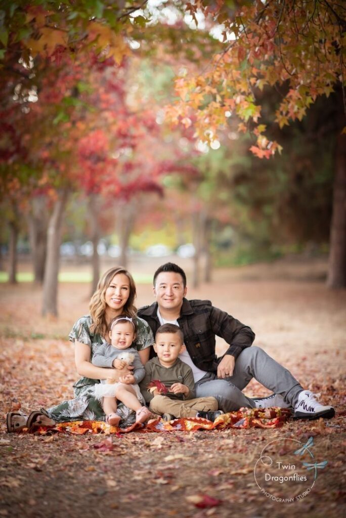 creative family photo ideas