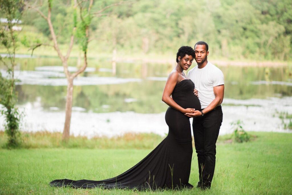 black family maternity photo ideas