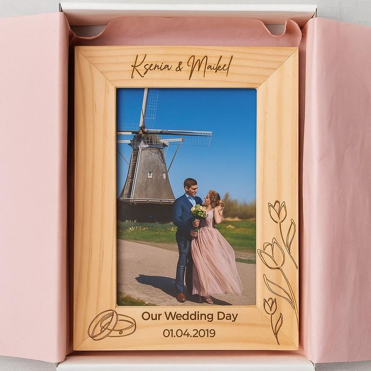 couple photo frame ideas
