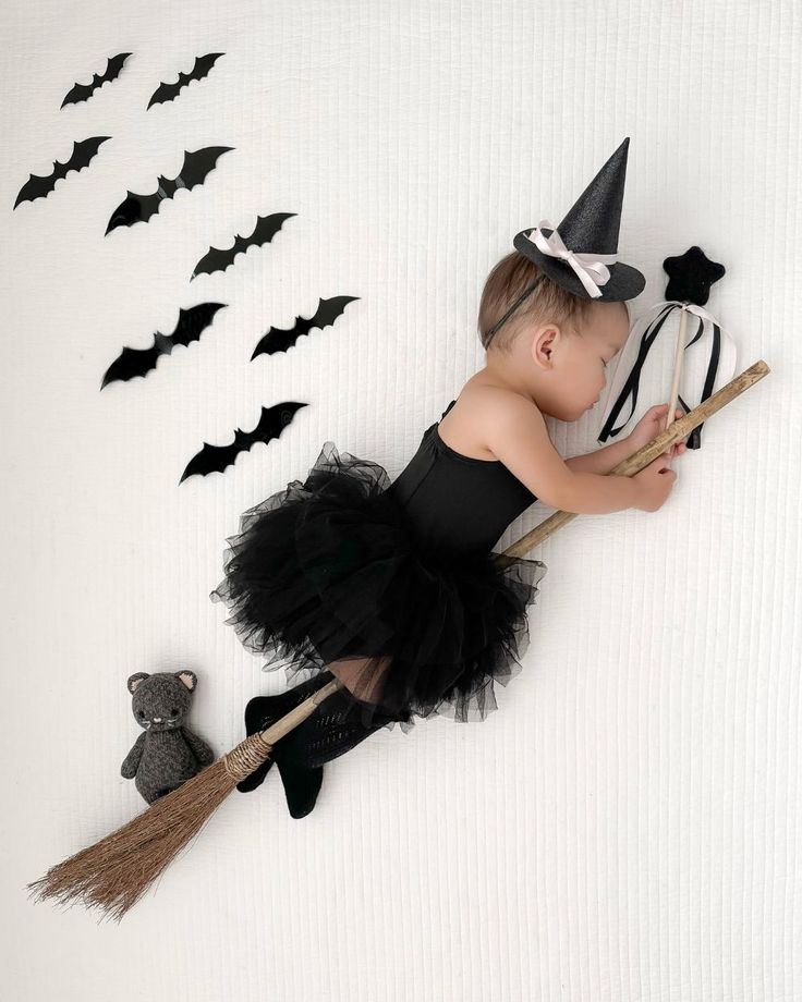 baby halloween photo ideas