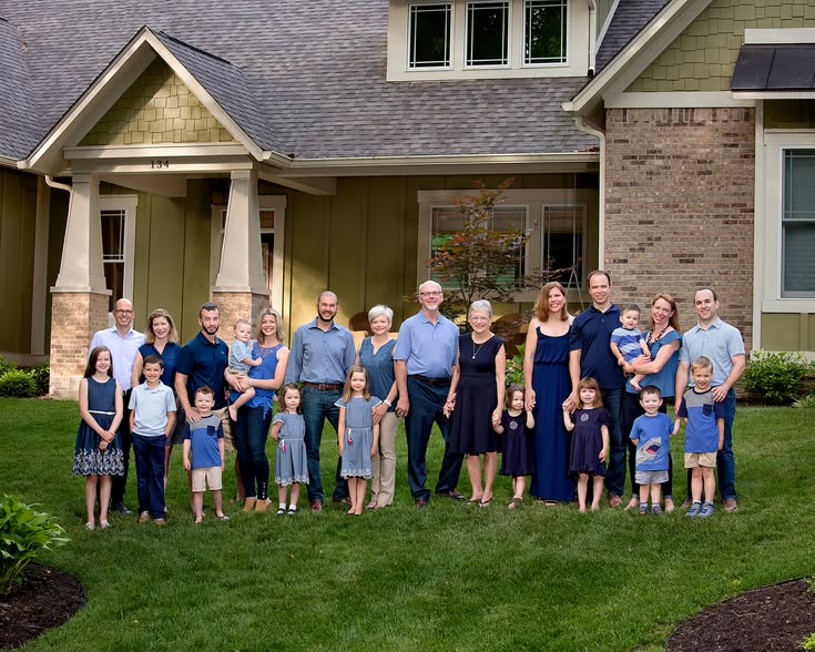 big group photo ideas