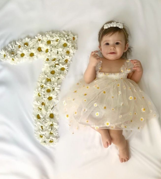 1 to 12 month baby photo ideas girl