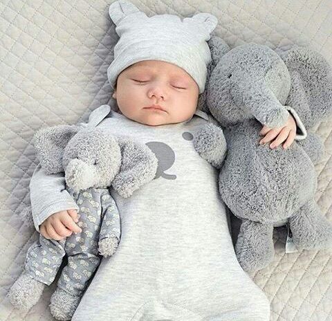 baby boy photoshoot ideas at home