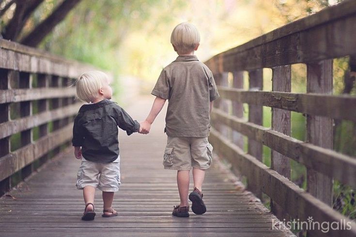 cute sibling photo ideas
