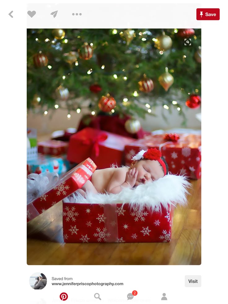 christmas theme baby photoshoot