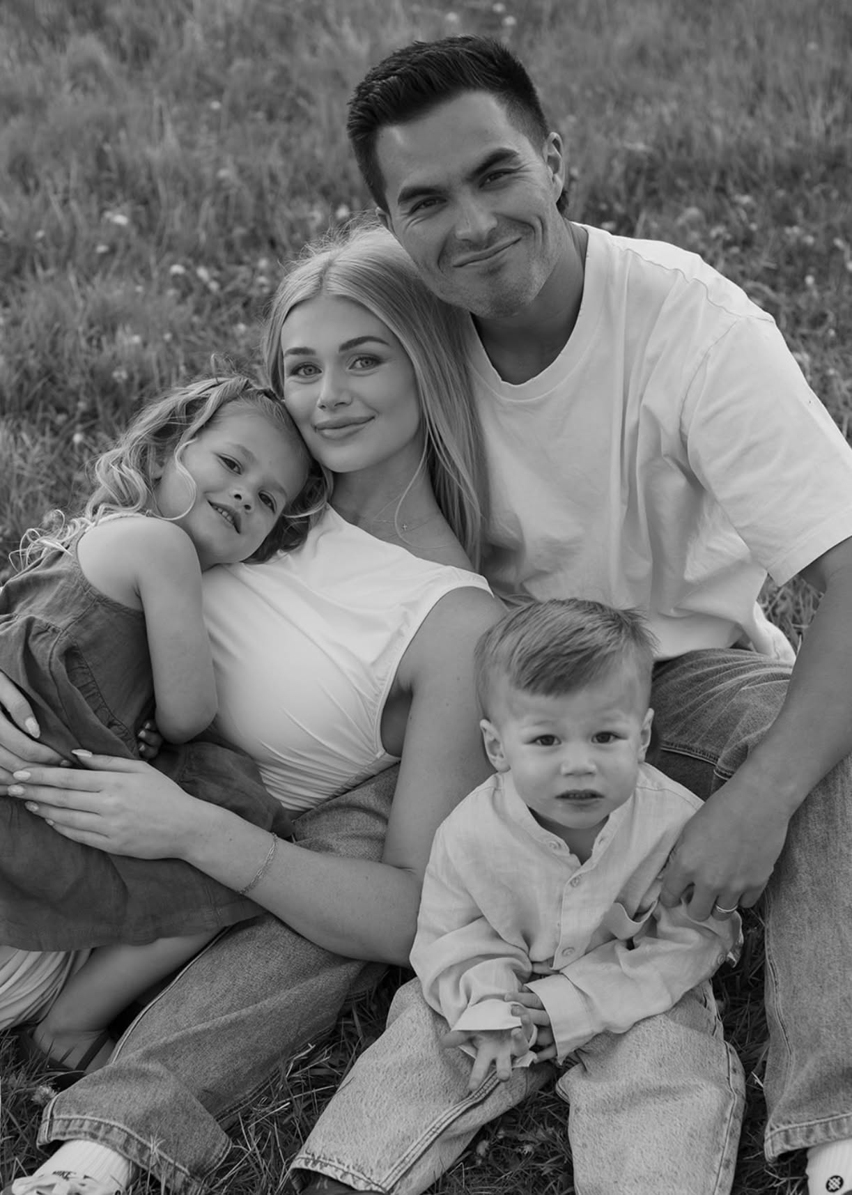 family photoshoot ideas
