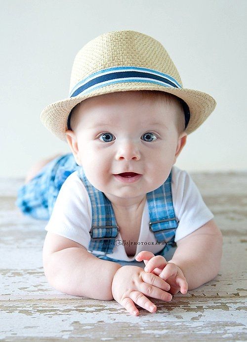 6 month baby photoshoot ideas