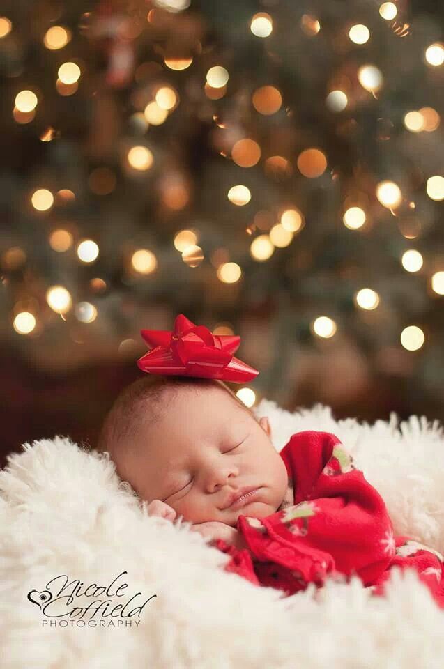 christmas baby photoshoot ideas