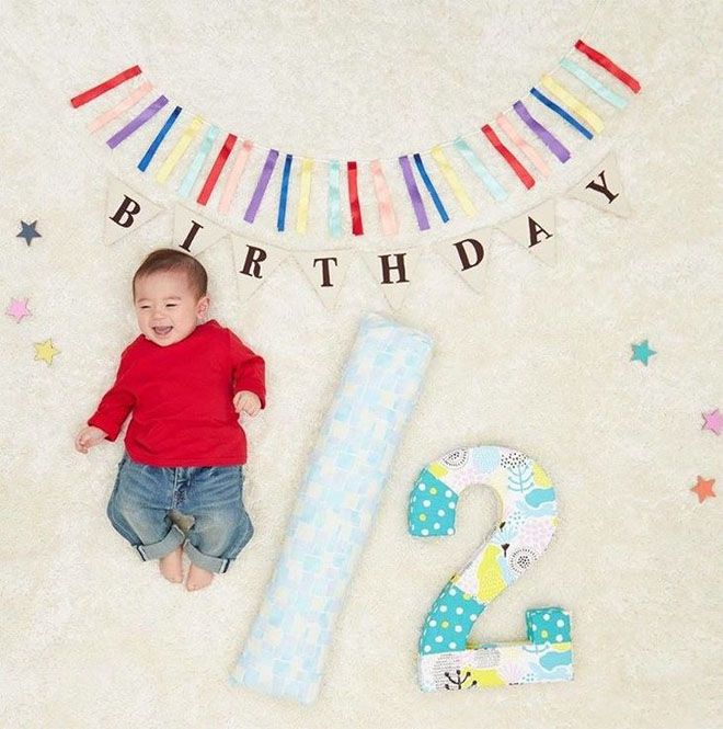 6 month baby photoshoot at home